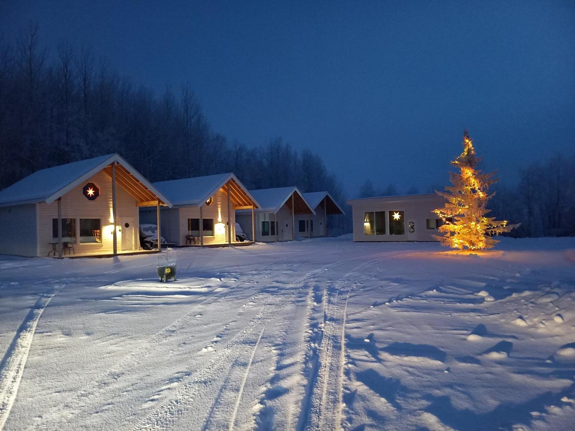 Atte Arstider Lodge Neiden Esterno foto